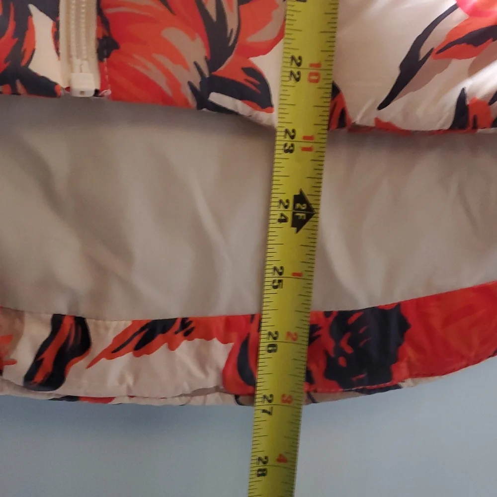 Offline By Aerie Floral Puffer Vest Size Med Faux Fur Trim Hood - Picture 12 of 12